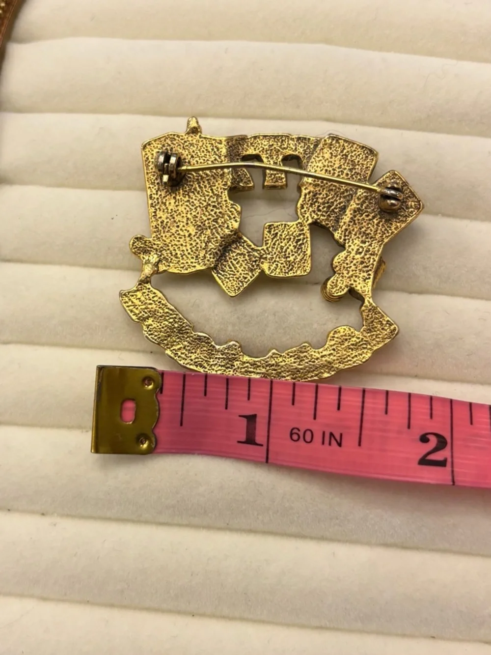 Lady Luck Pin‎ Brooch Gold Tone Casino Dice Slots Cards Fashion Jewelry Unisex